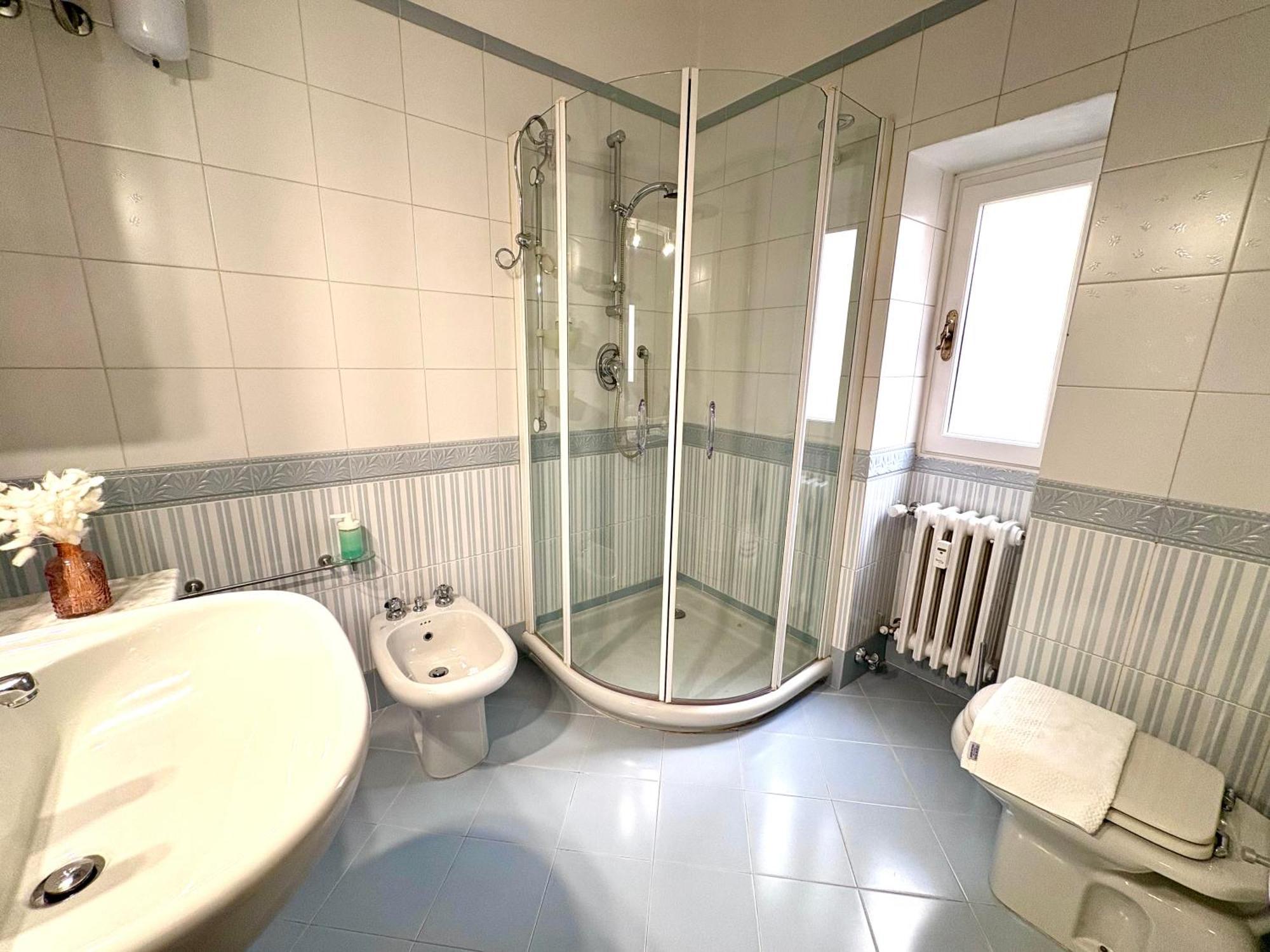 Apartment Casa D'azeglio, Florence, Quiet And Elegant *
