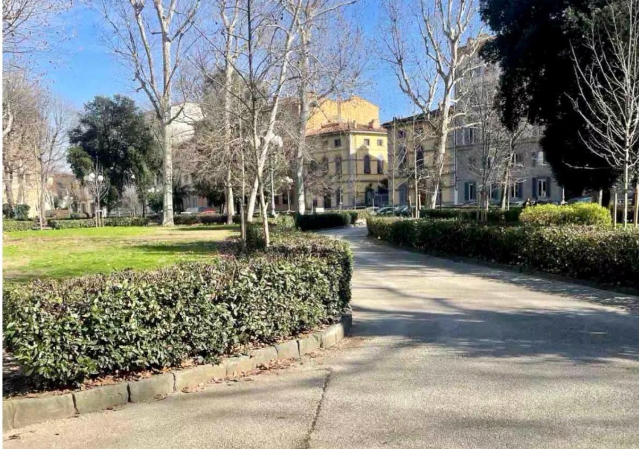 Casa D'azeglio, Florence, Quiet And Elegant Apartment