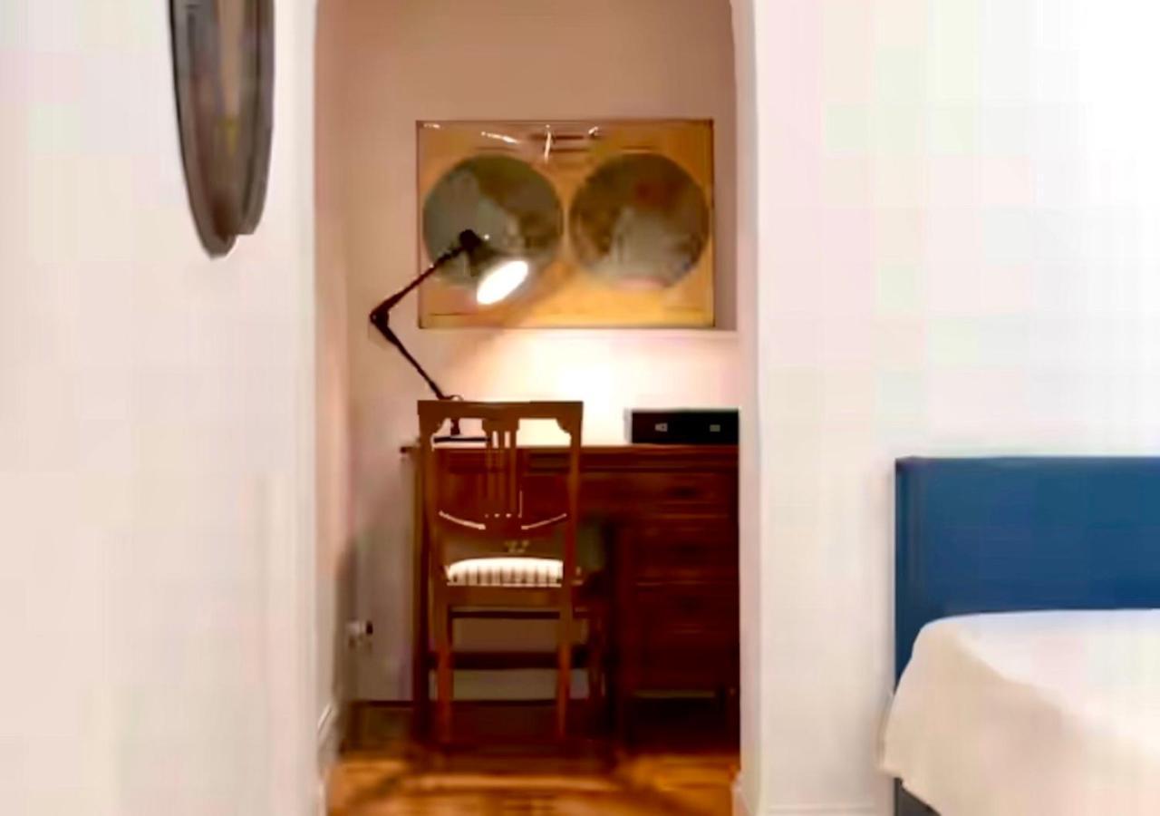 Casa D'azeglio, Florence, Quiet And Elegant